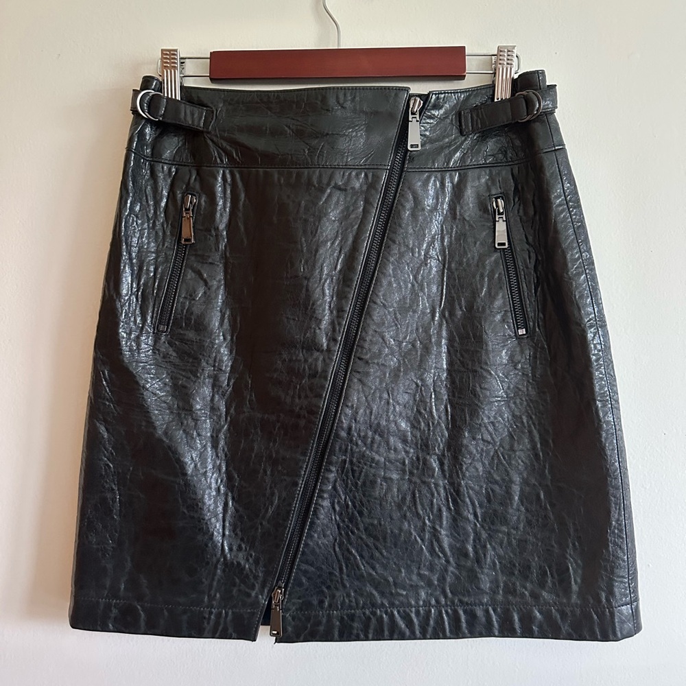 Worth NY A-Line Leather Mini Skirt Sz 2